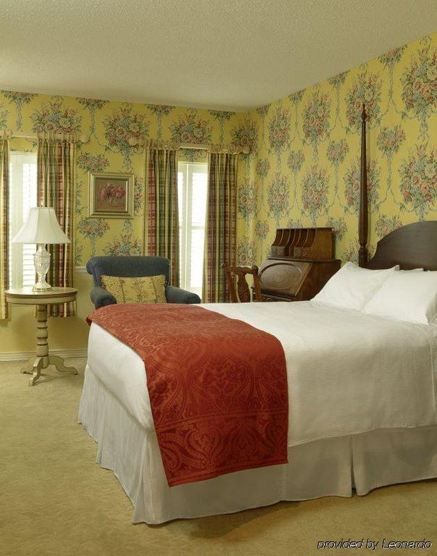 Seven Gables Inn, St Louis West, A Tribute Portfolio Hotel Clayton Pokój zdjęcie