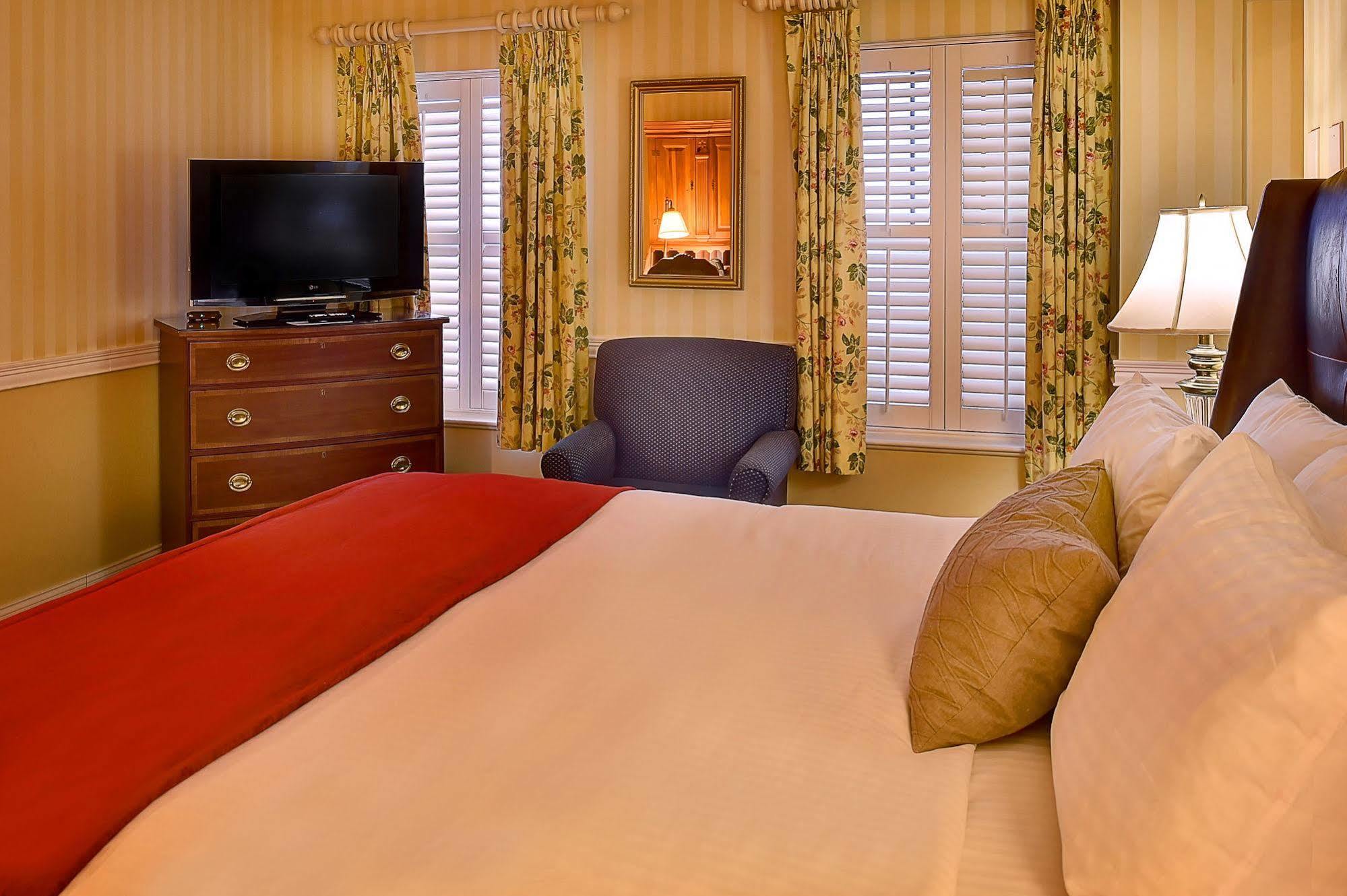 Seven Gables Inn, St Louis West, A Tribute Portfolio Hotel Clayton Zewnętrze zdjęcie