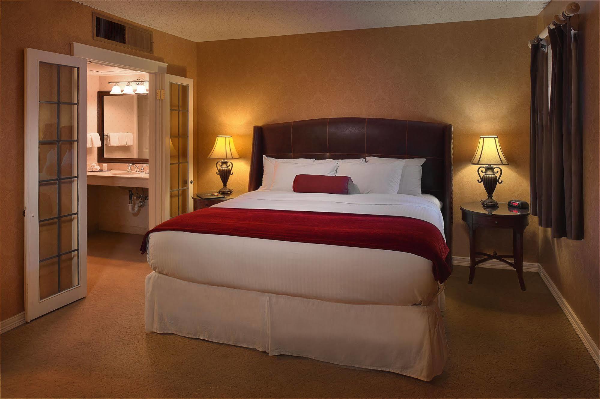 Seven Gables Inn, St Louis West, A Tribute Portfolio Hotel Clayton Zewnętrze zdjęcie